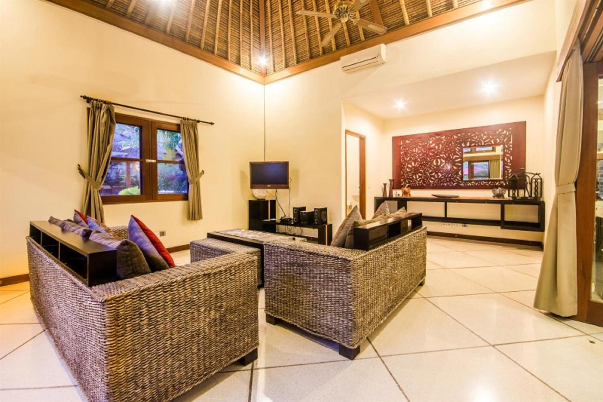 Luxury Villa Antan Central Seminyak ภายนอก รูปภาพ