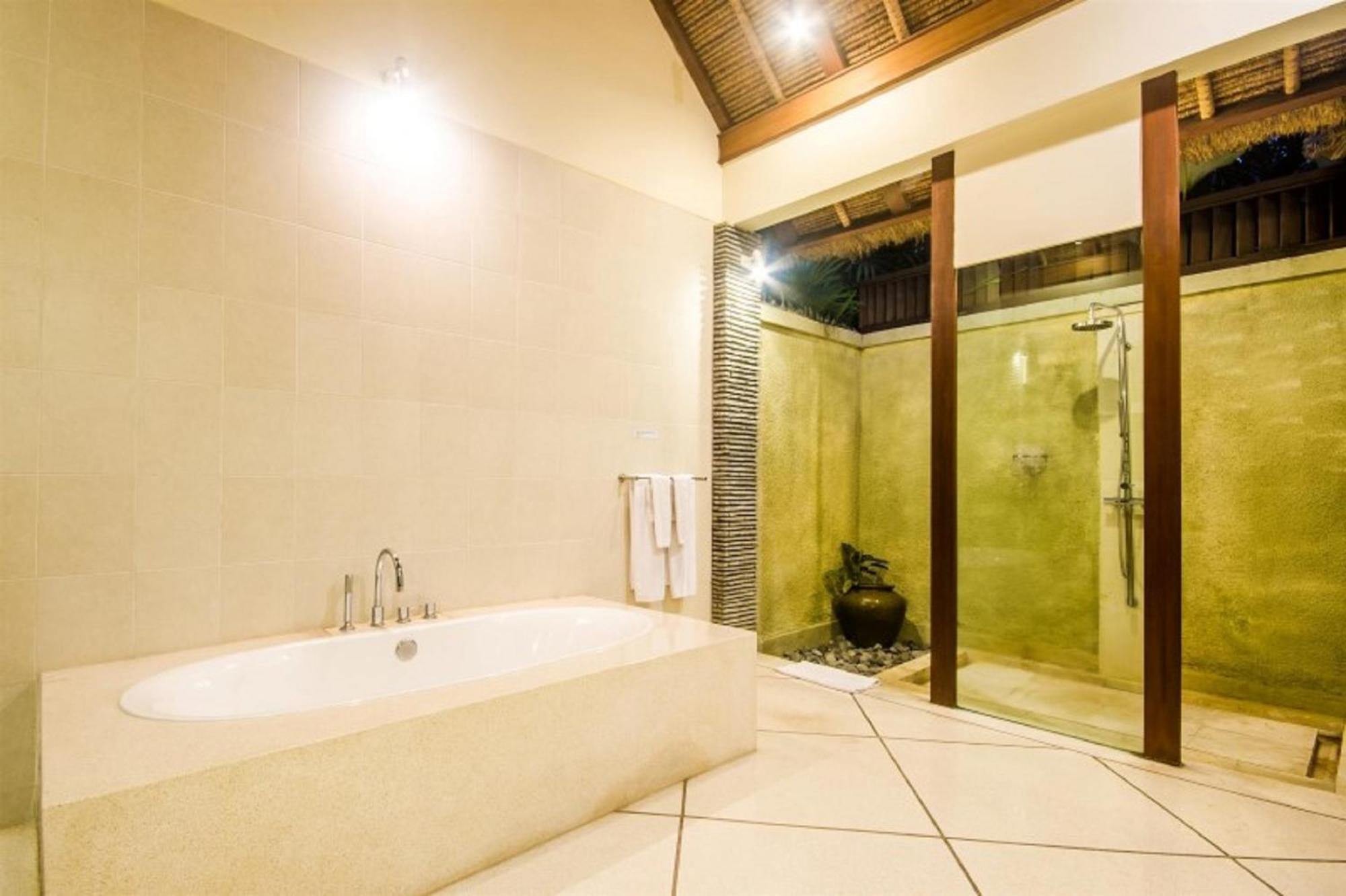 Luxury Villa Antan Central Seminyak ภายนอก รูปภาพ