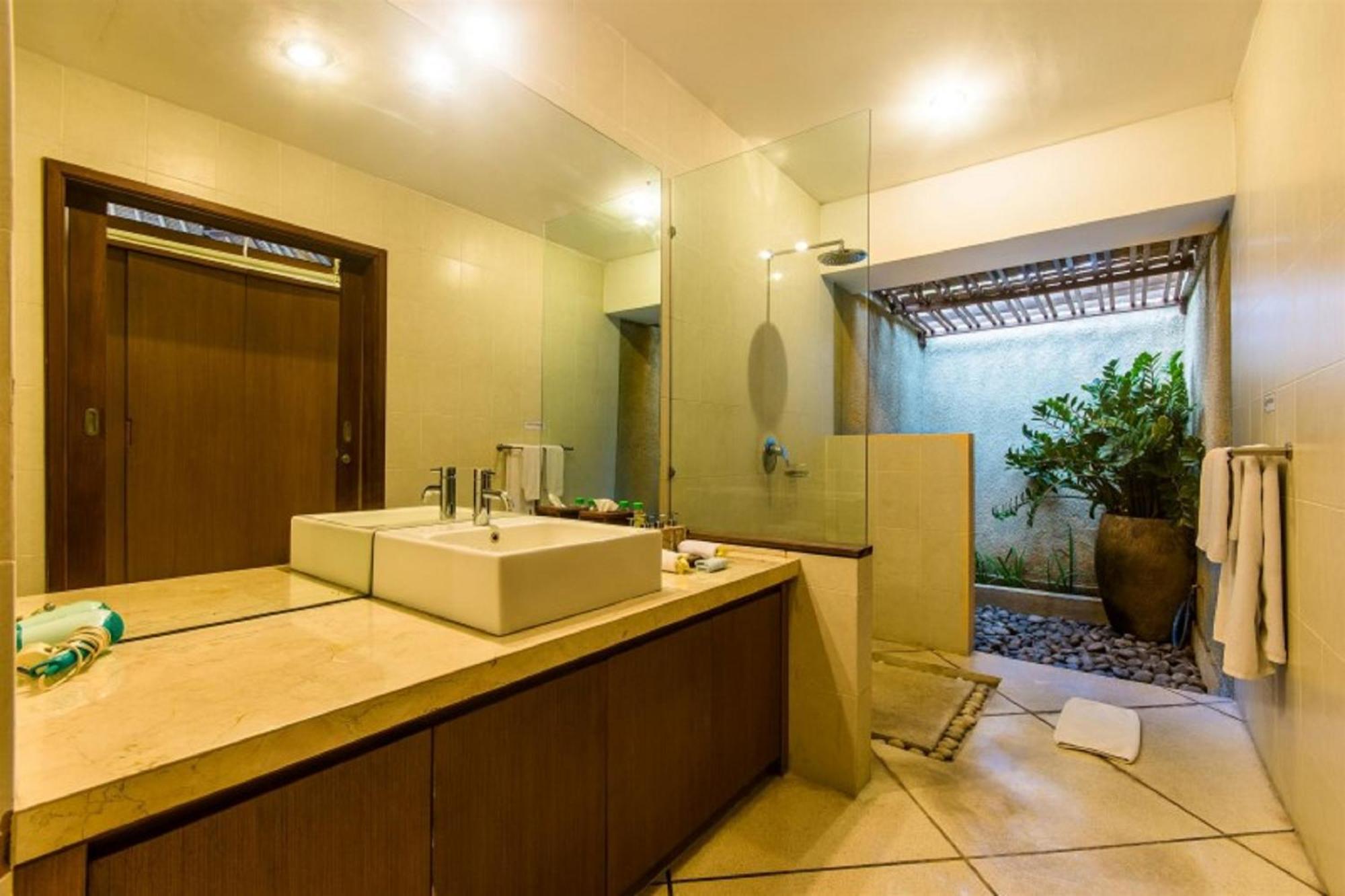 Luxury Villa Antan Central Seminyak ภายนอก รูปภาพ